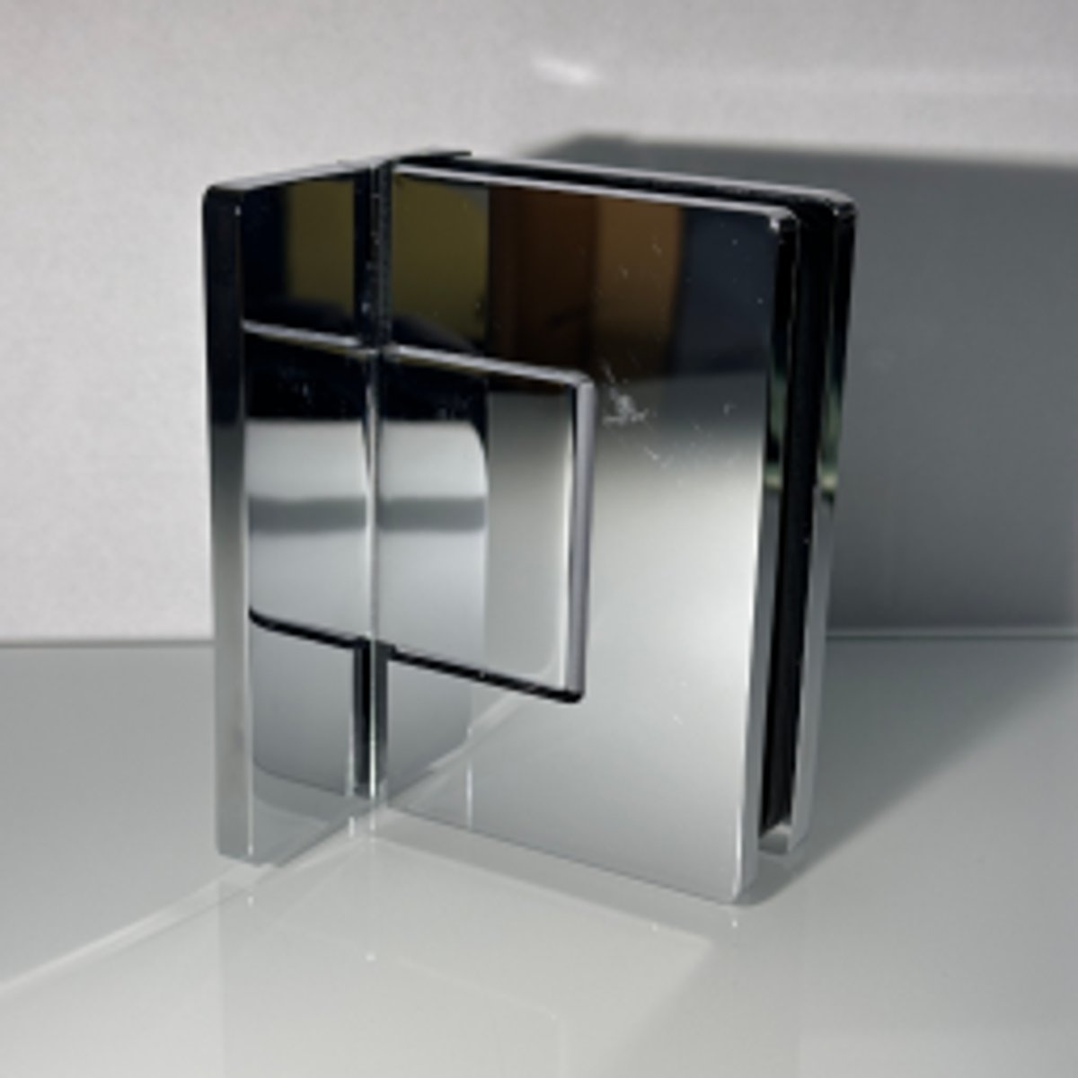 Porte de douche pivotante en verre trempé 8mm sur mesure TRIGO - Chromé