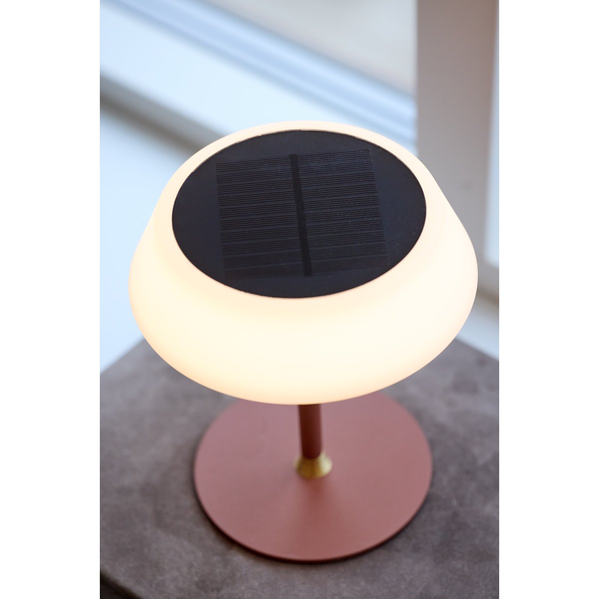 Lampe à poser nomade solaire – Terracotta