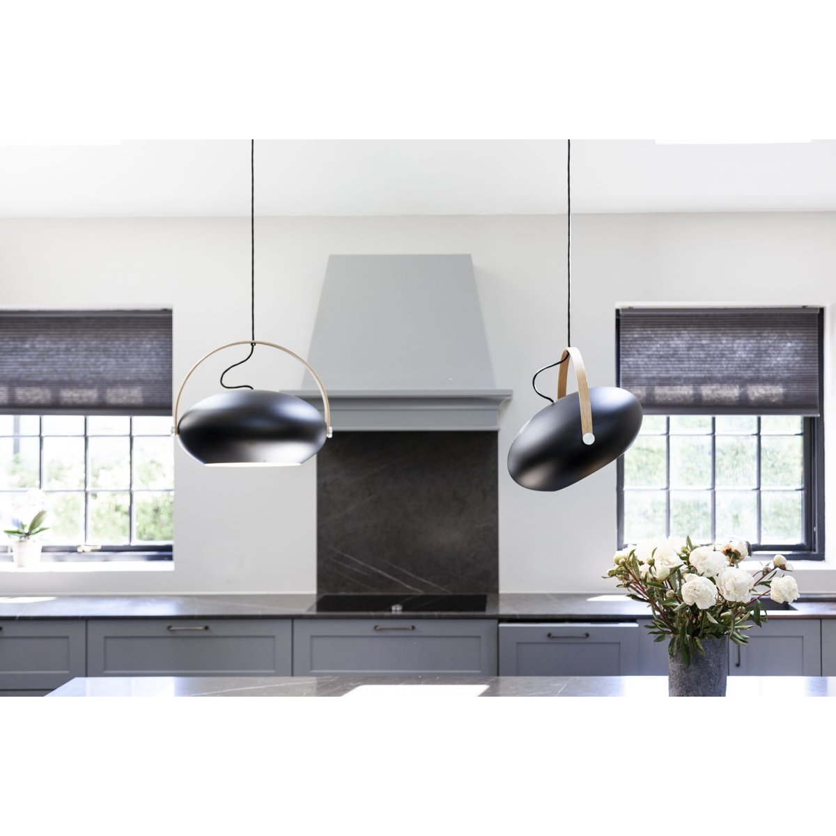 Suspension DC Ø40 E27 – Noir / chêne