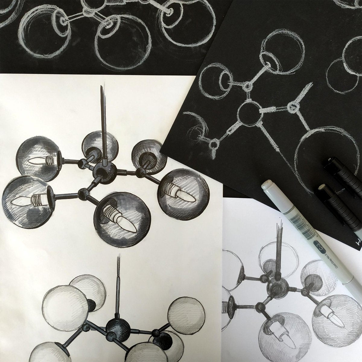 Grand lustre Atom 6 x G9 – Ambre / laiton antique