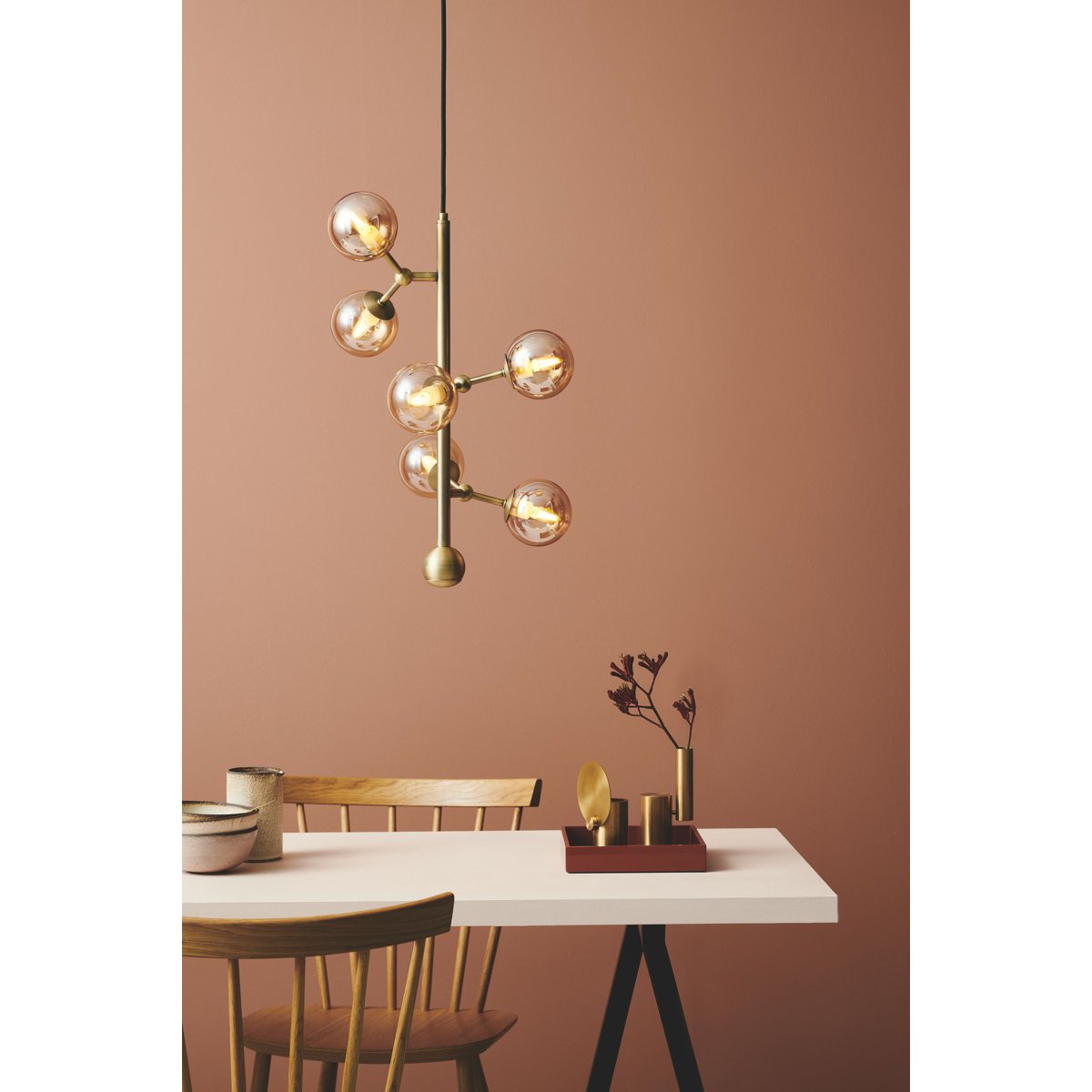 Suspension Atom Vertical 6 x G9 – Laiton antique / ambre