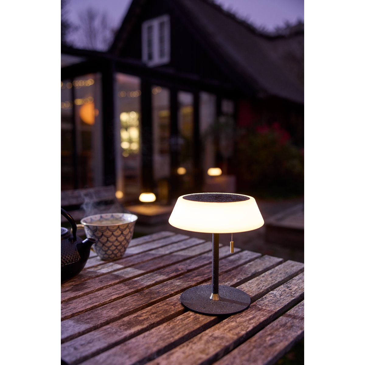 Lampe à poser nomade solaire – Noir