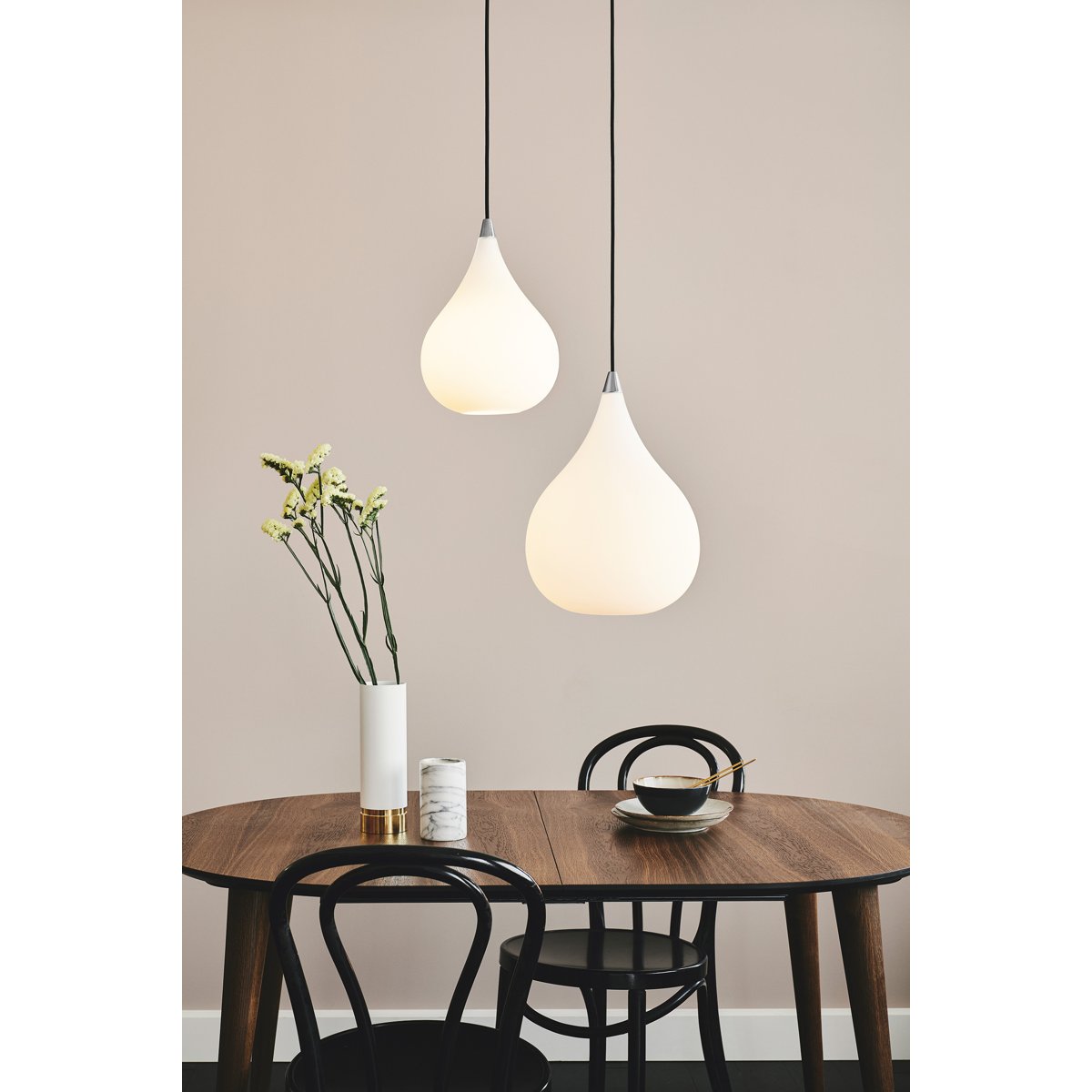 Suspension Drops Ø23 – Verre opale / acier