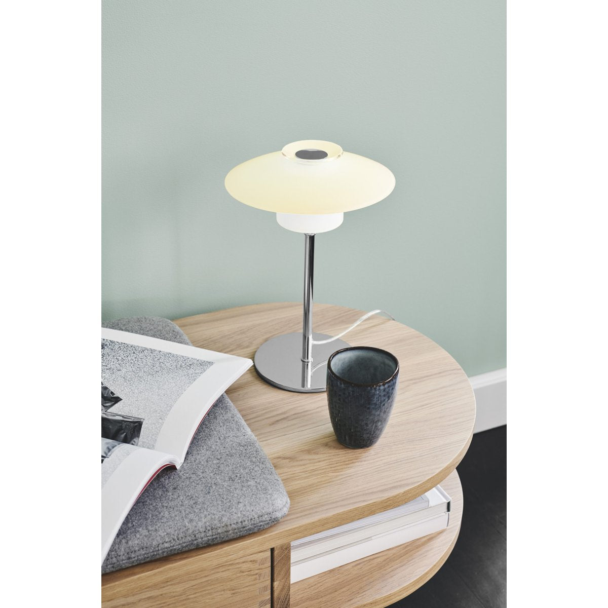 Lampe à poser Scandinavia Ø20 – Opale / chrome