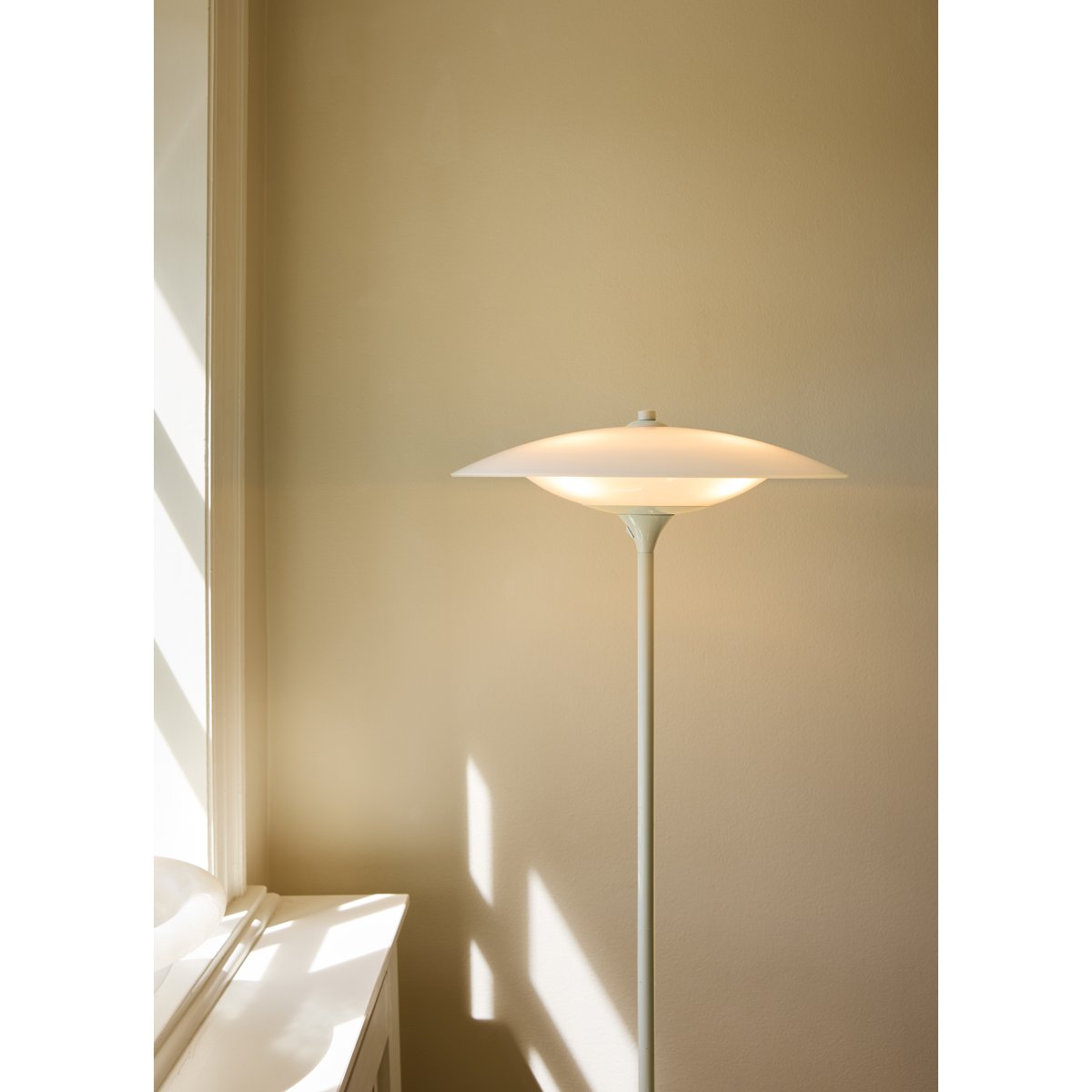 Lampadaire Baroni Ø46 – Crème
