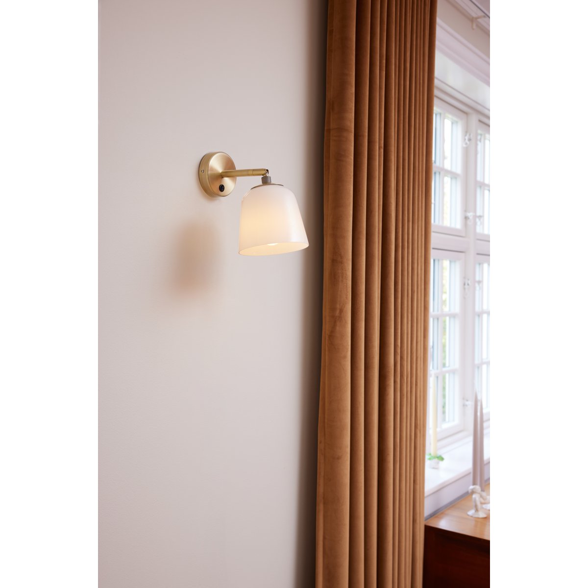 Applique Room 49 – Opale / laiton antique
