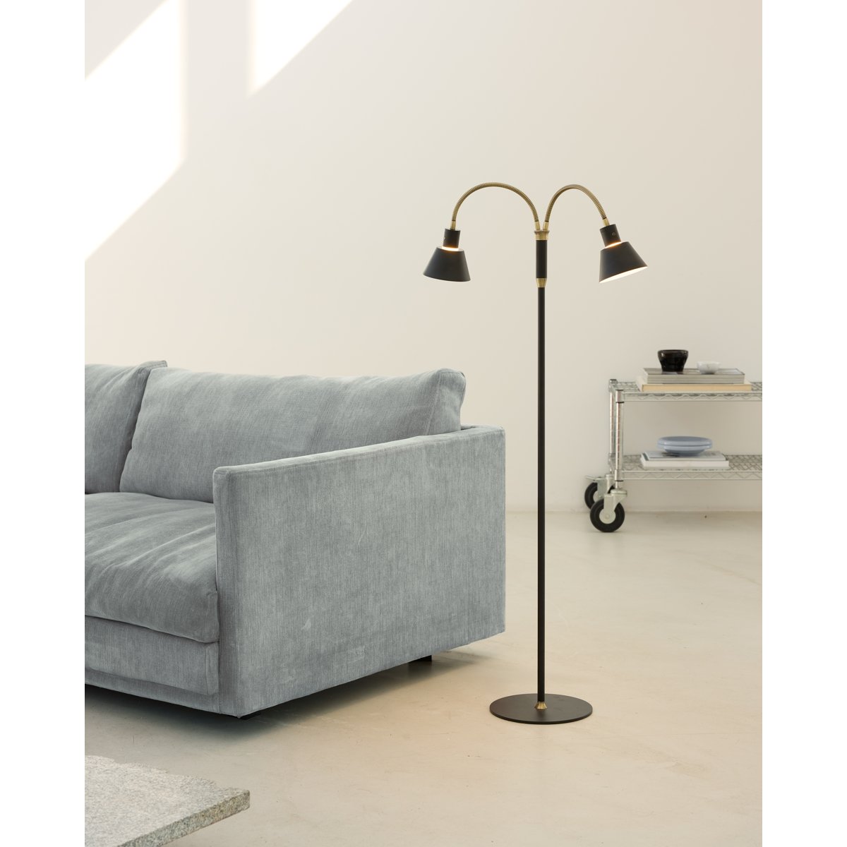 Lampadaire LED Space 2 lumières – Noir / laiton antique