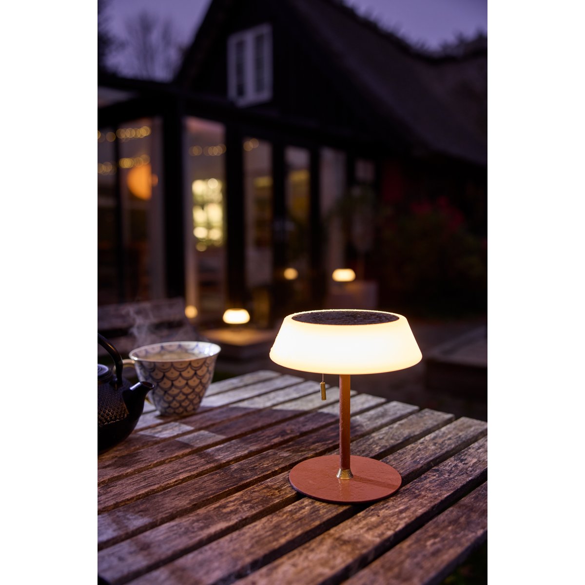 Lampe à poser nomade solaire – Terracotta