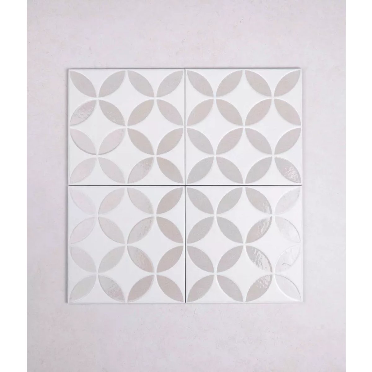 Carrelage Imitation Carreaux De Ciment 22,3x22,3 MAYARI Taupe Petals