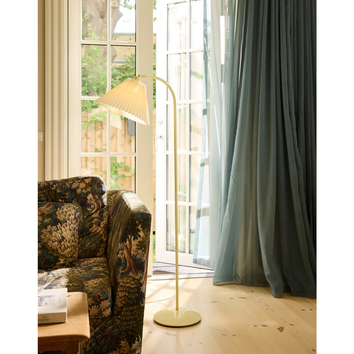Lampadaire Medina – Crème
