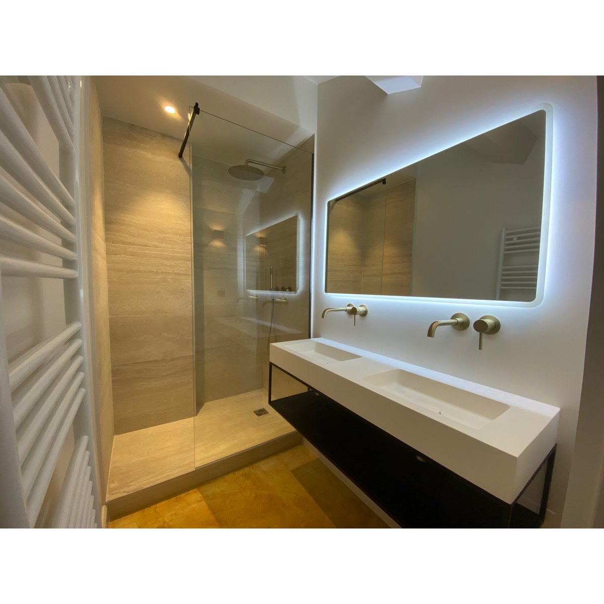 Mitigeur salle de bain encastré or brossé