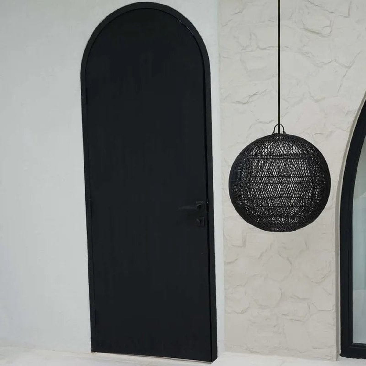 Suspension Boule Rotin Noir