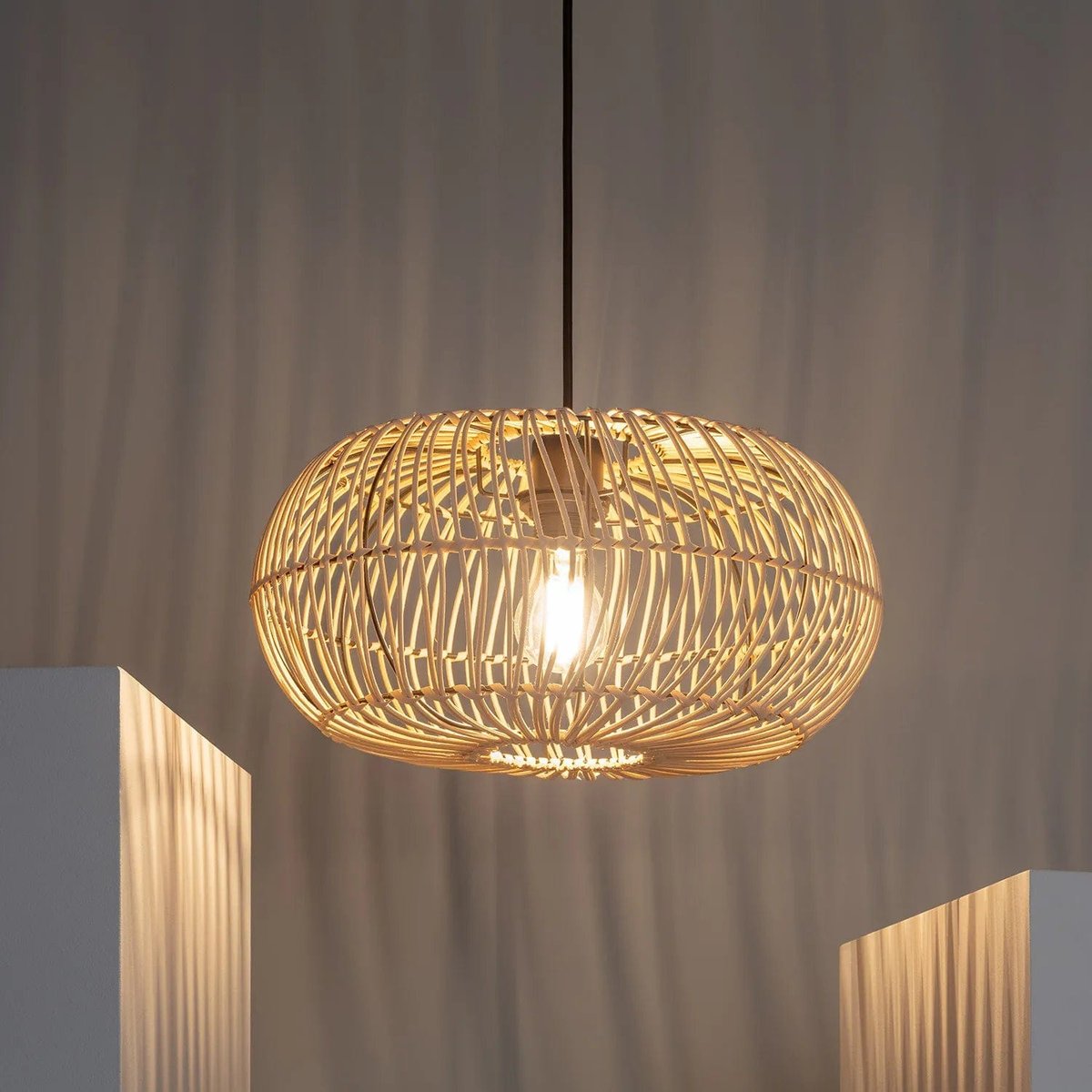 Petite Suspension Rotin