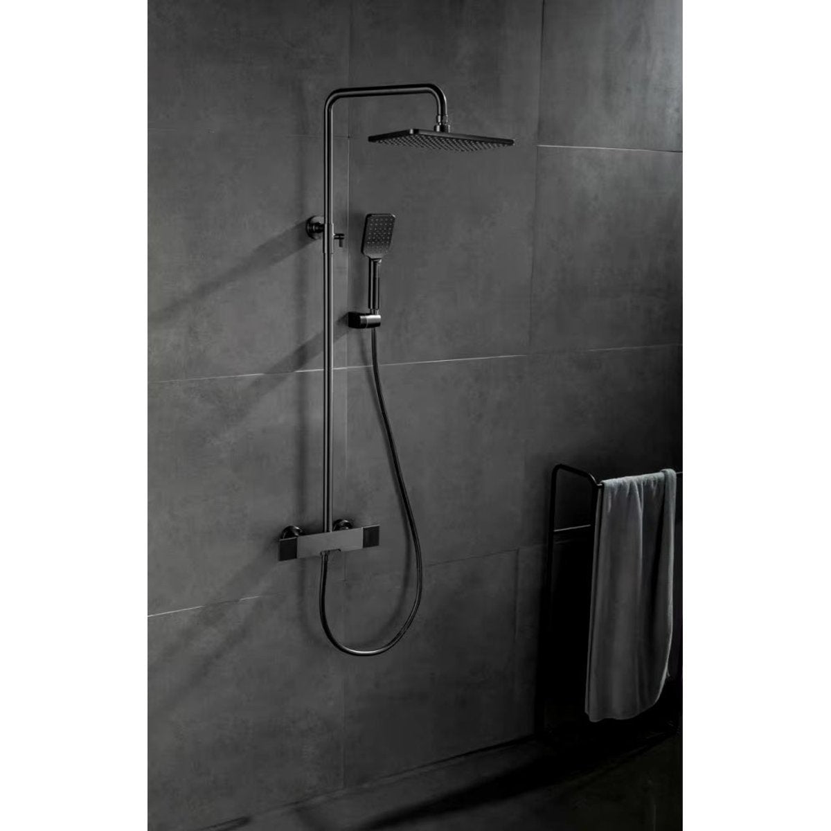 Colonne de douche et bain gris brossé