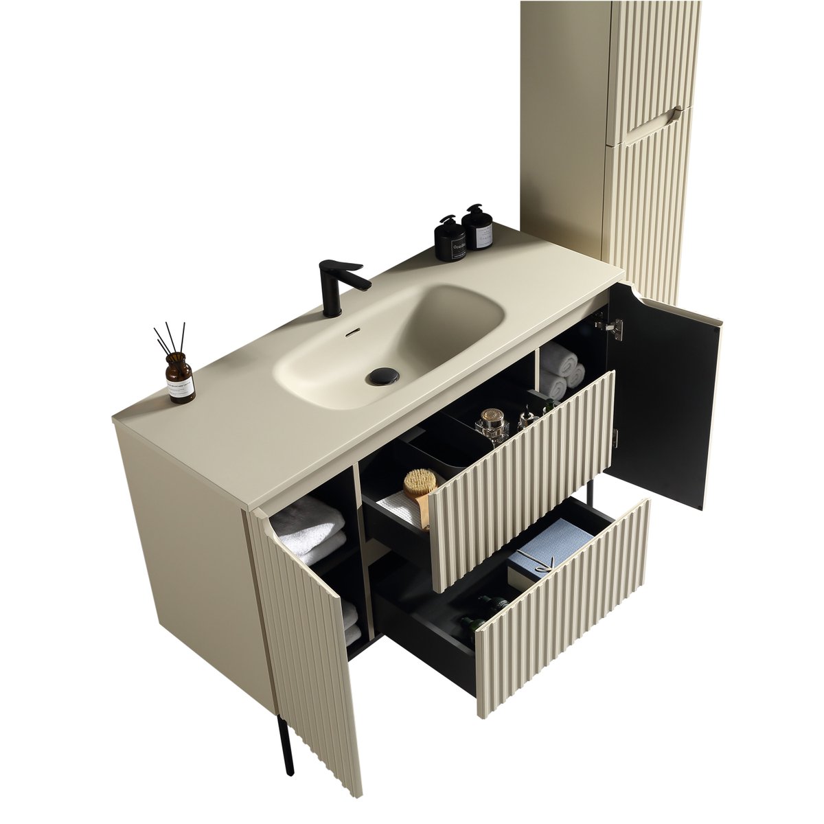 Grand robinet de salle de bain noir mat