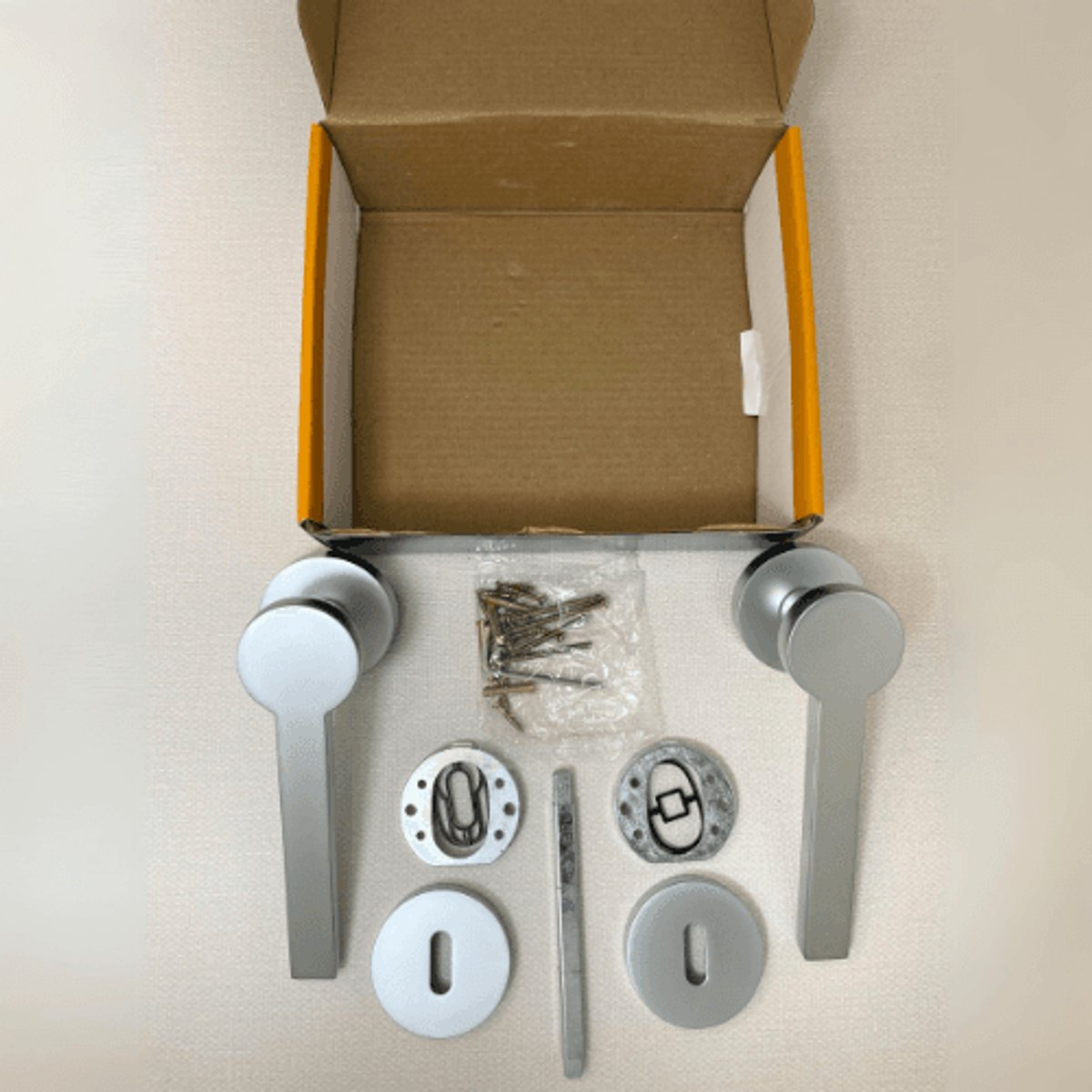 Poignée de porte Marina