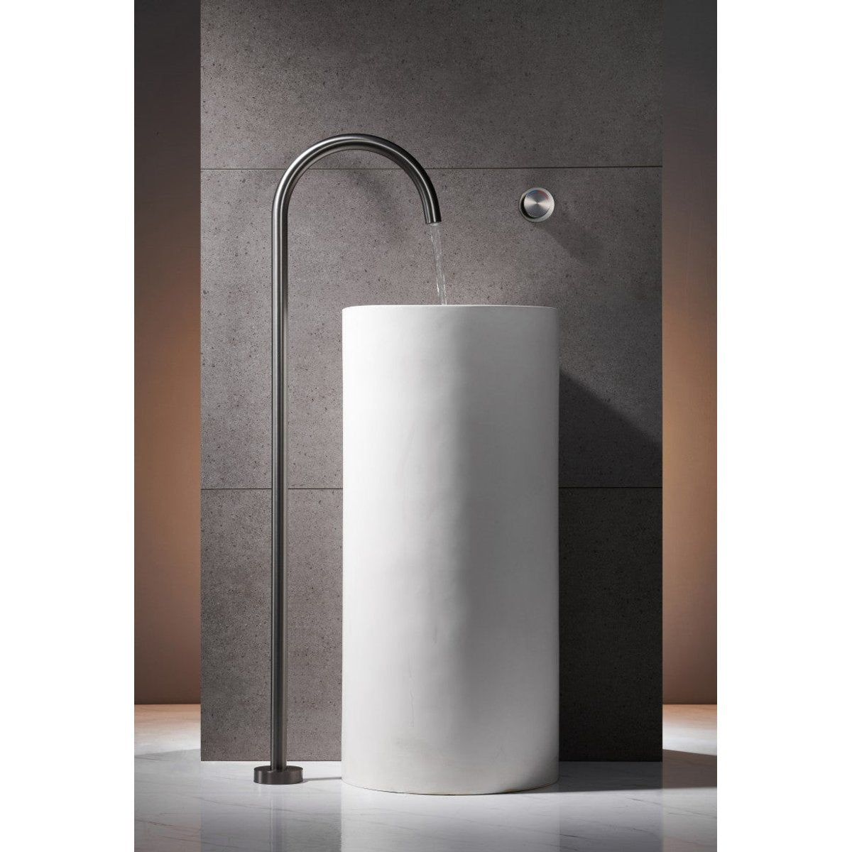Ensemble de bain sur pieds gris brossé
