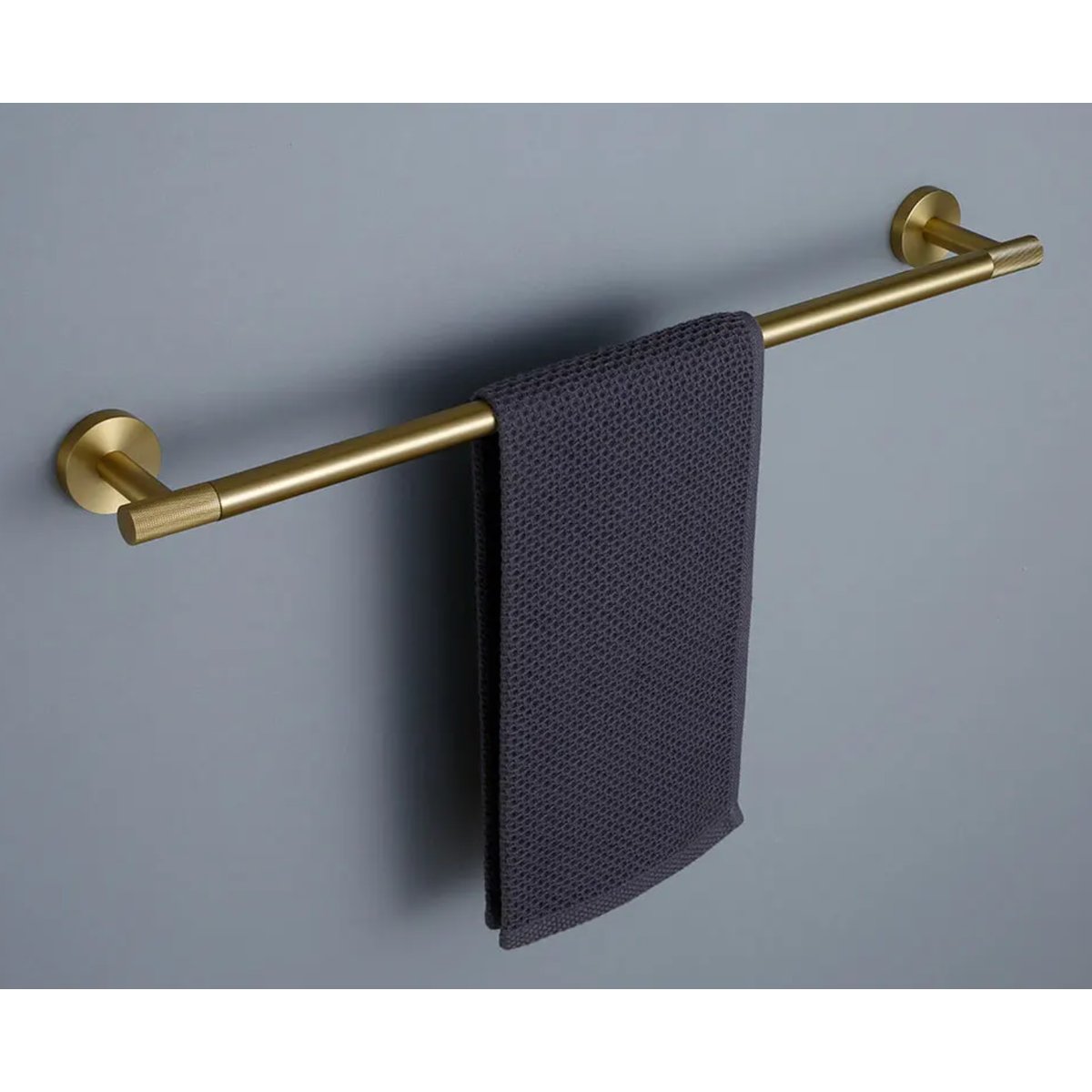 Porte-serviettes or brossé strié