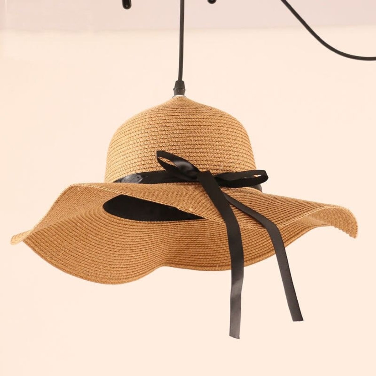 Suspension Chapeau de Paille
