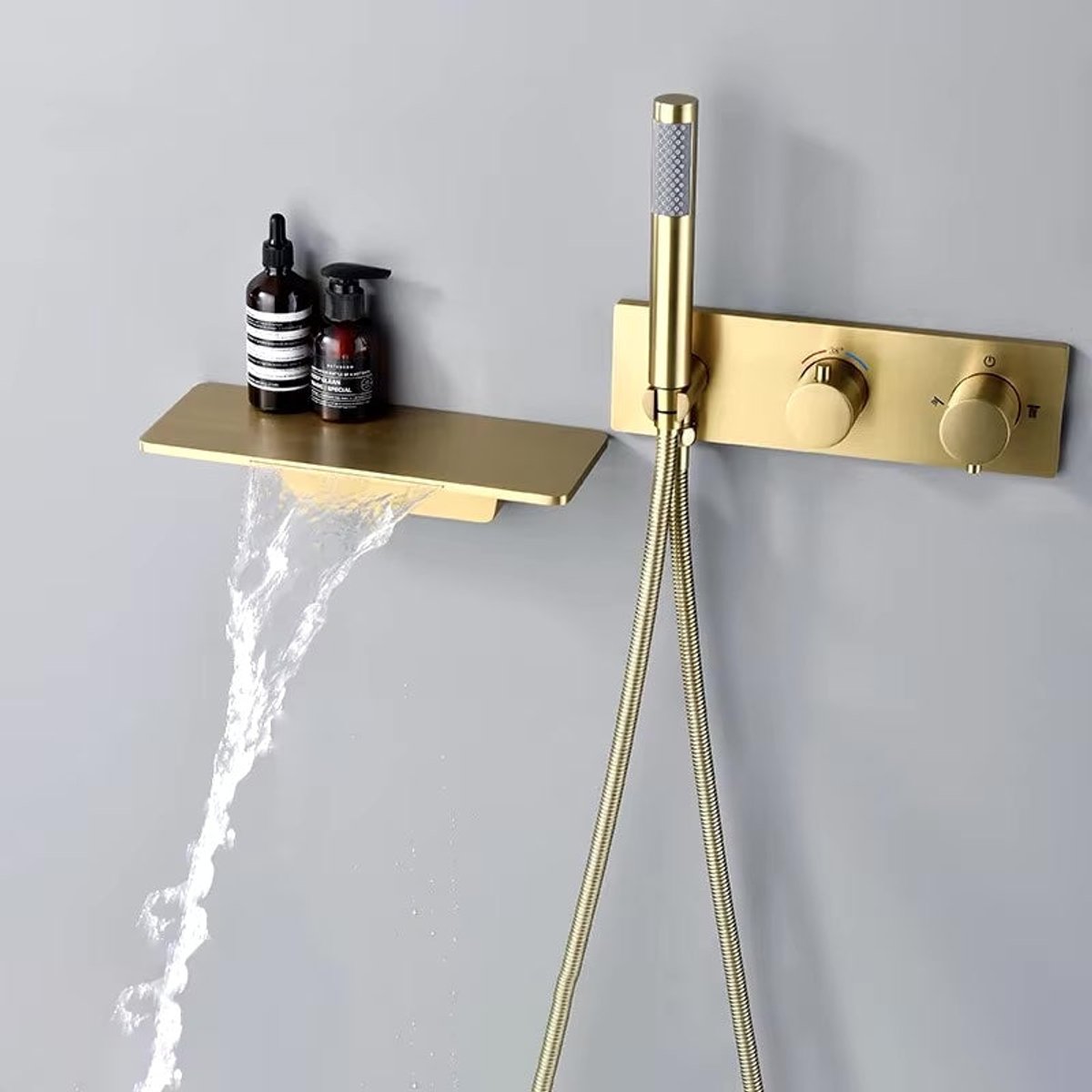Colonne de douche et bain encastrée or brossé