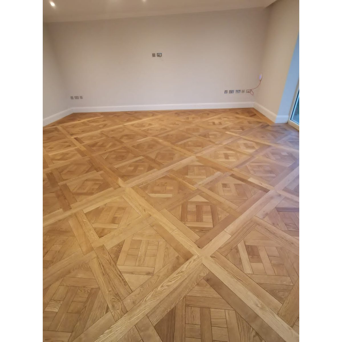 Parquet contrecollé de Versailles chêne naturel - Larg. 60 cm