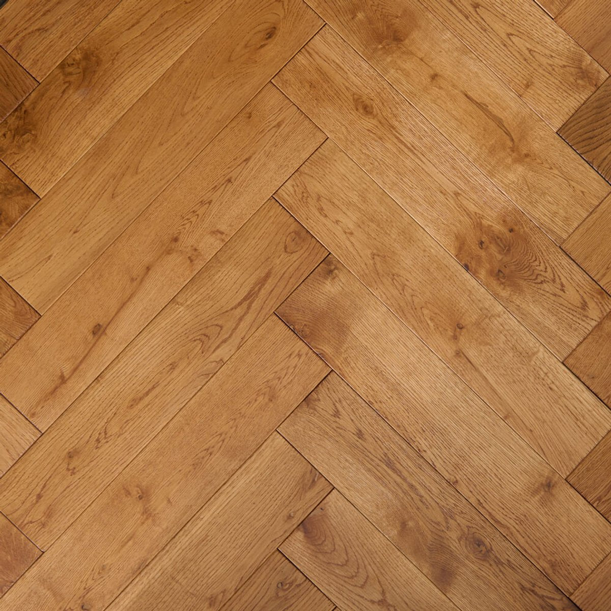 Parquet chêne massif teinté fumé - Larg. 9 cm