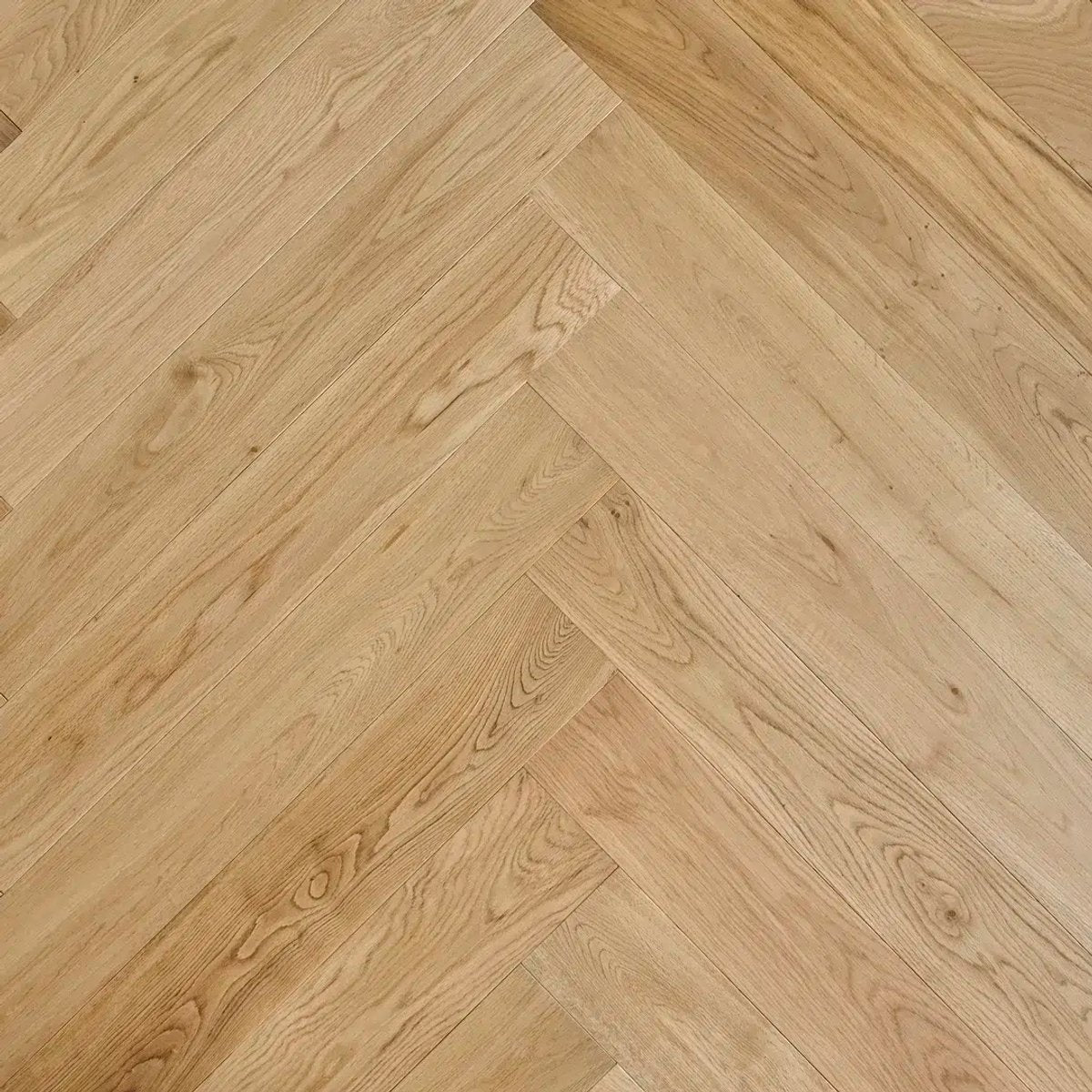 Parquet massif bâton rompu chêne naturel - Larg. 12,5 cm