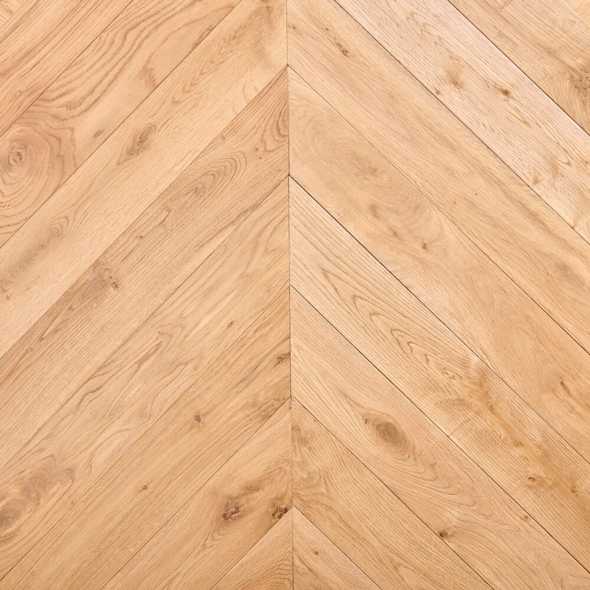 Parquet massif Point de Hongrie chêne - Larg. 9 cm