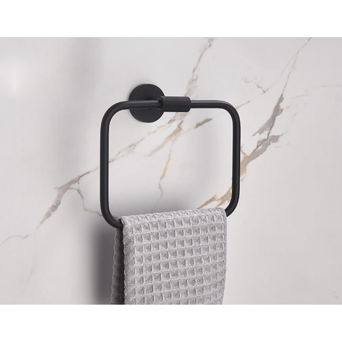 Porte serviettes noir mate strié