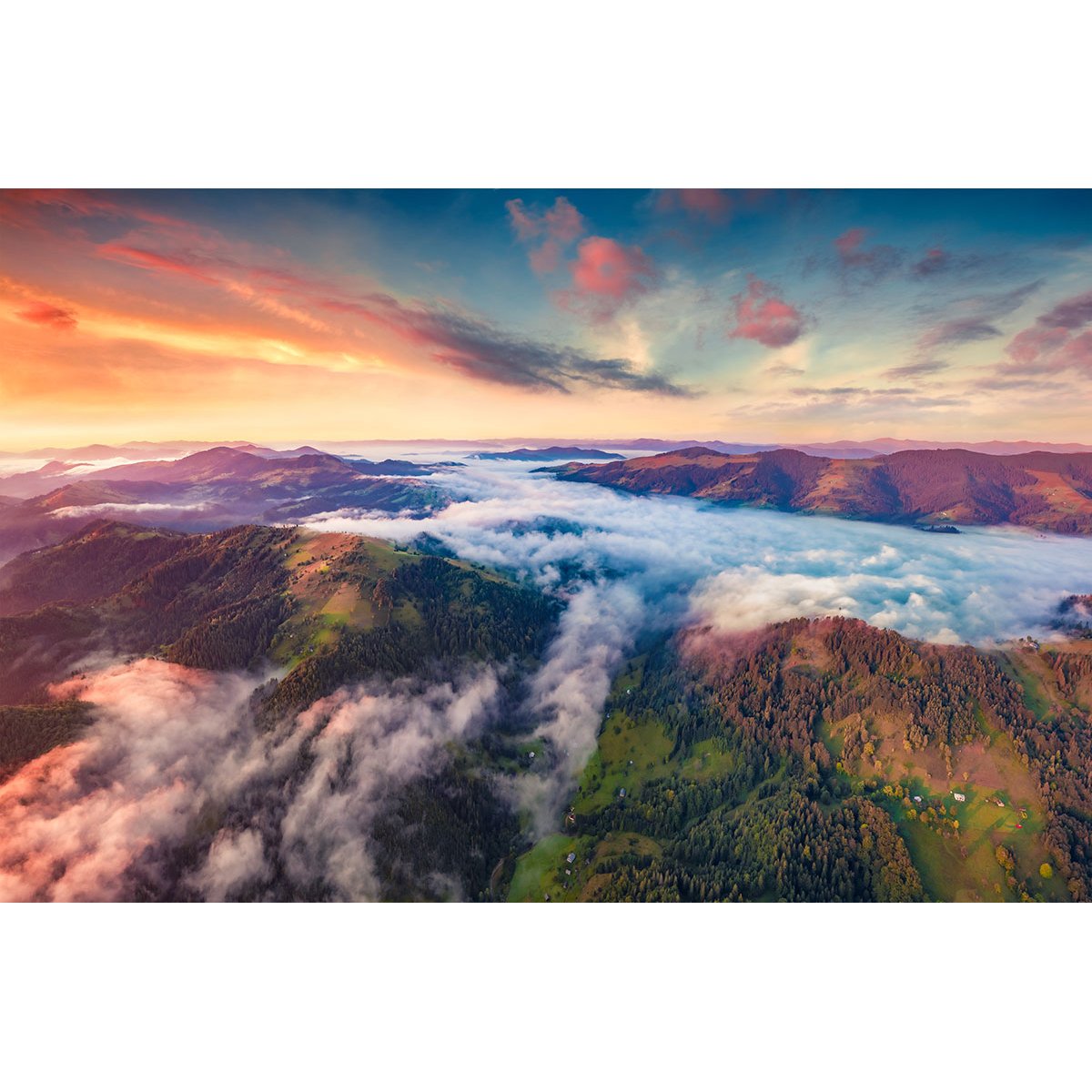 Papier peint panoramique - Montagnes nuages
