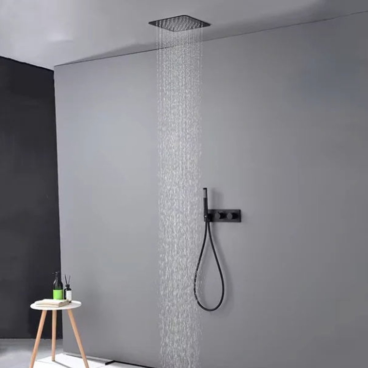 Colonne de douche encastrée noir mate