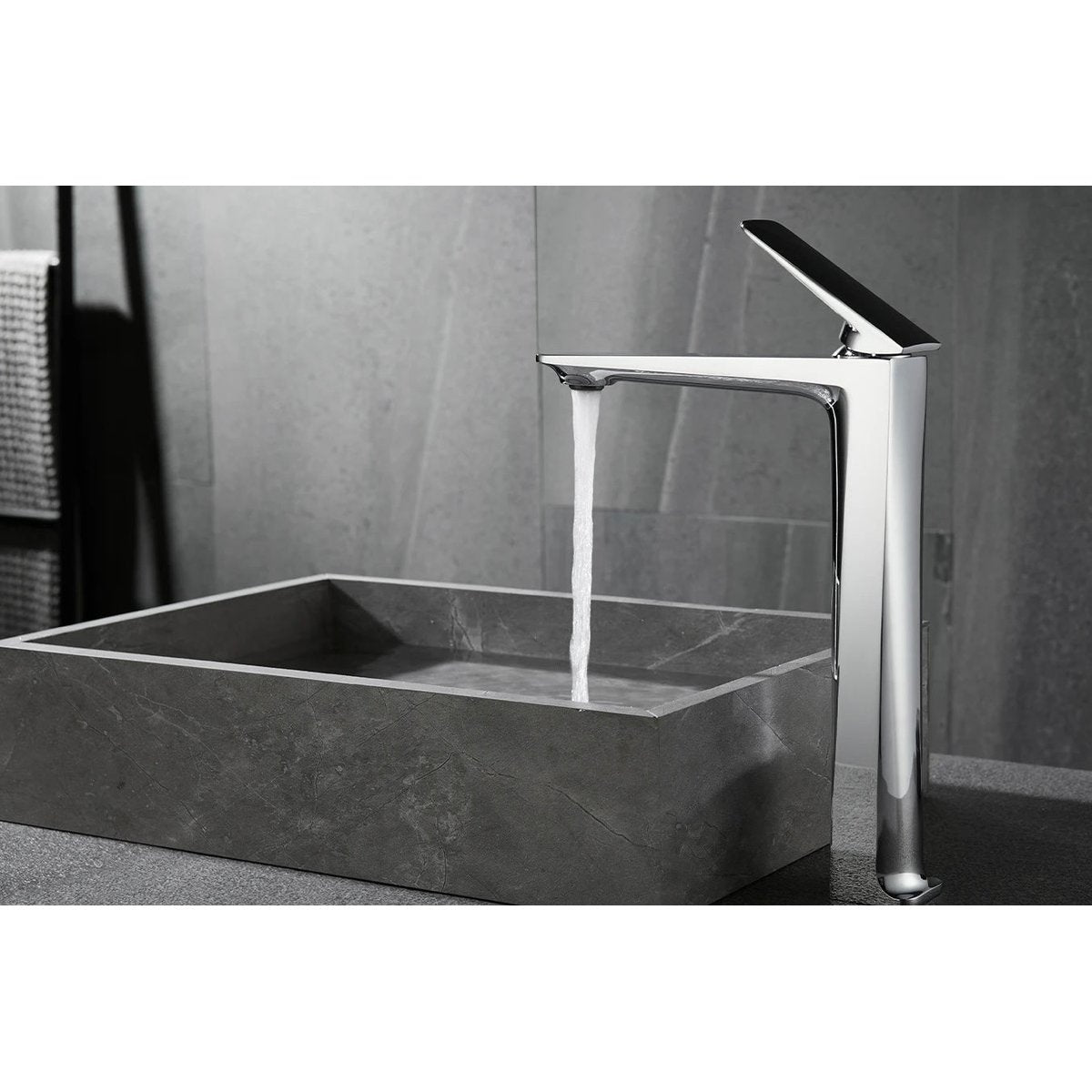 Mitigeur de salle de bain chromé