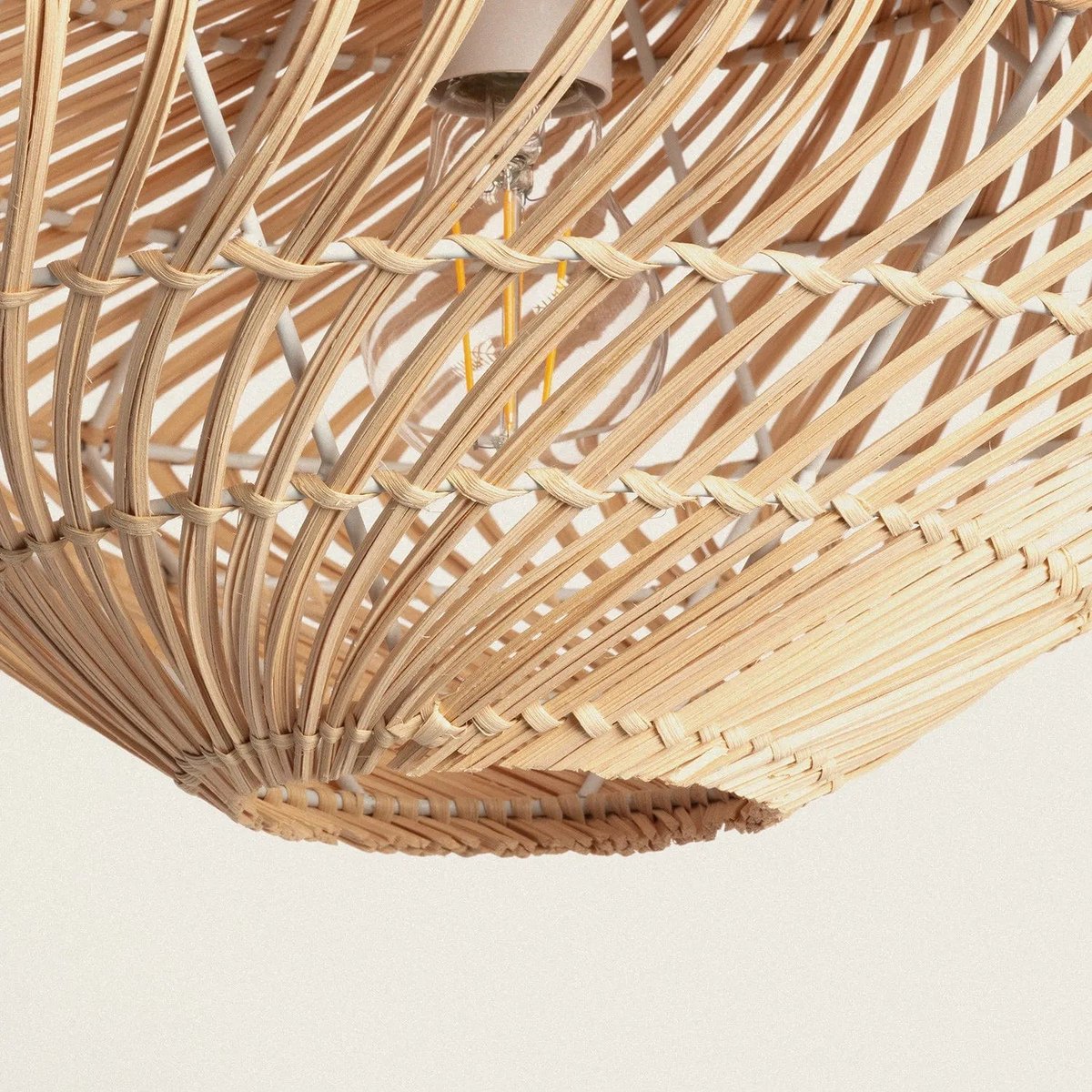 Suspension en Rotin Naturel