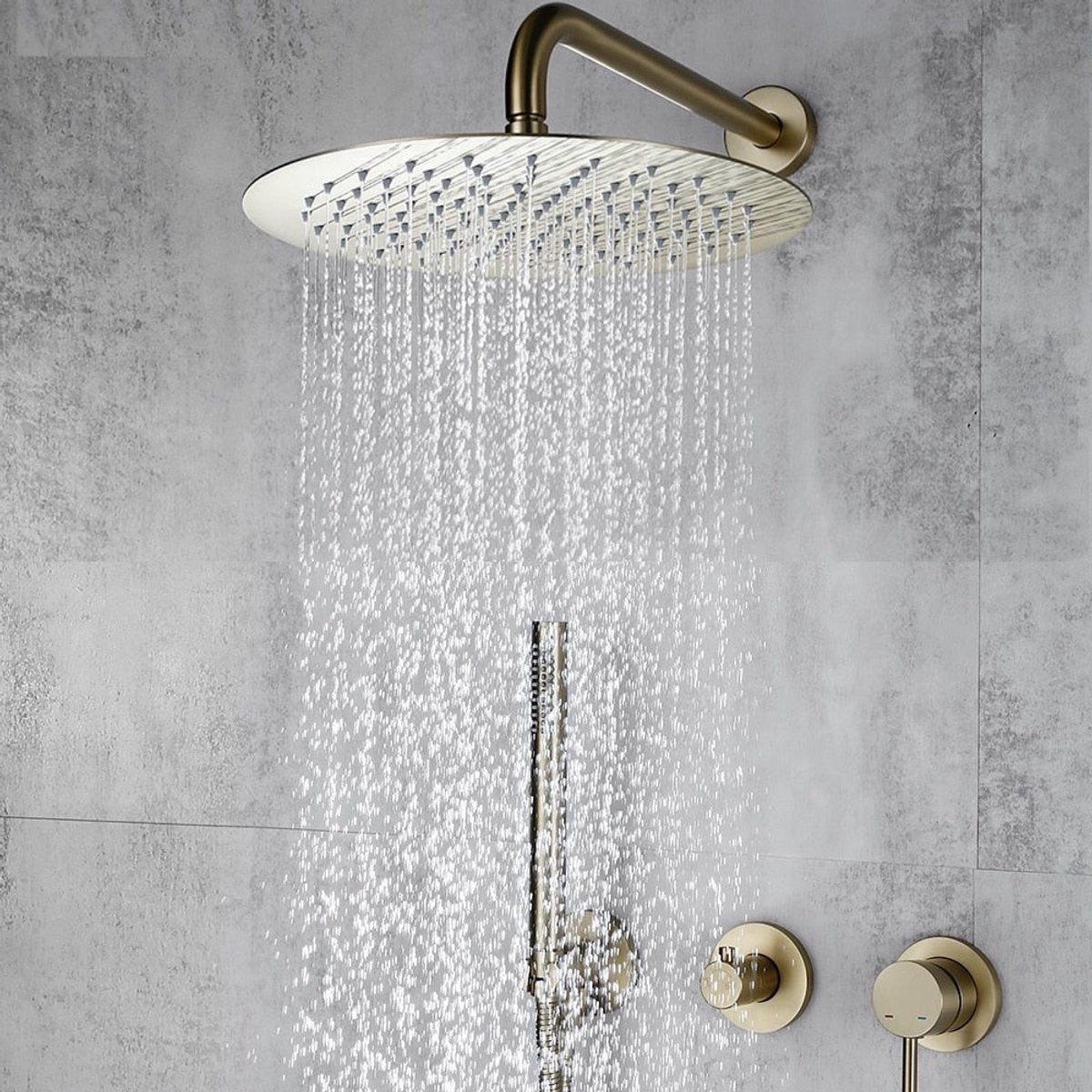 Colonne de douche encastrée or brossé