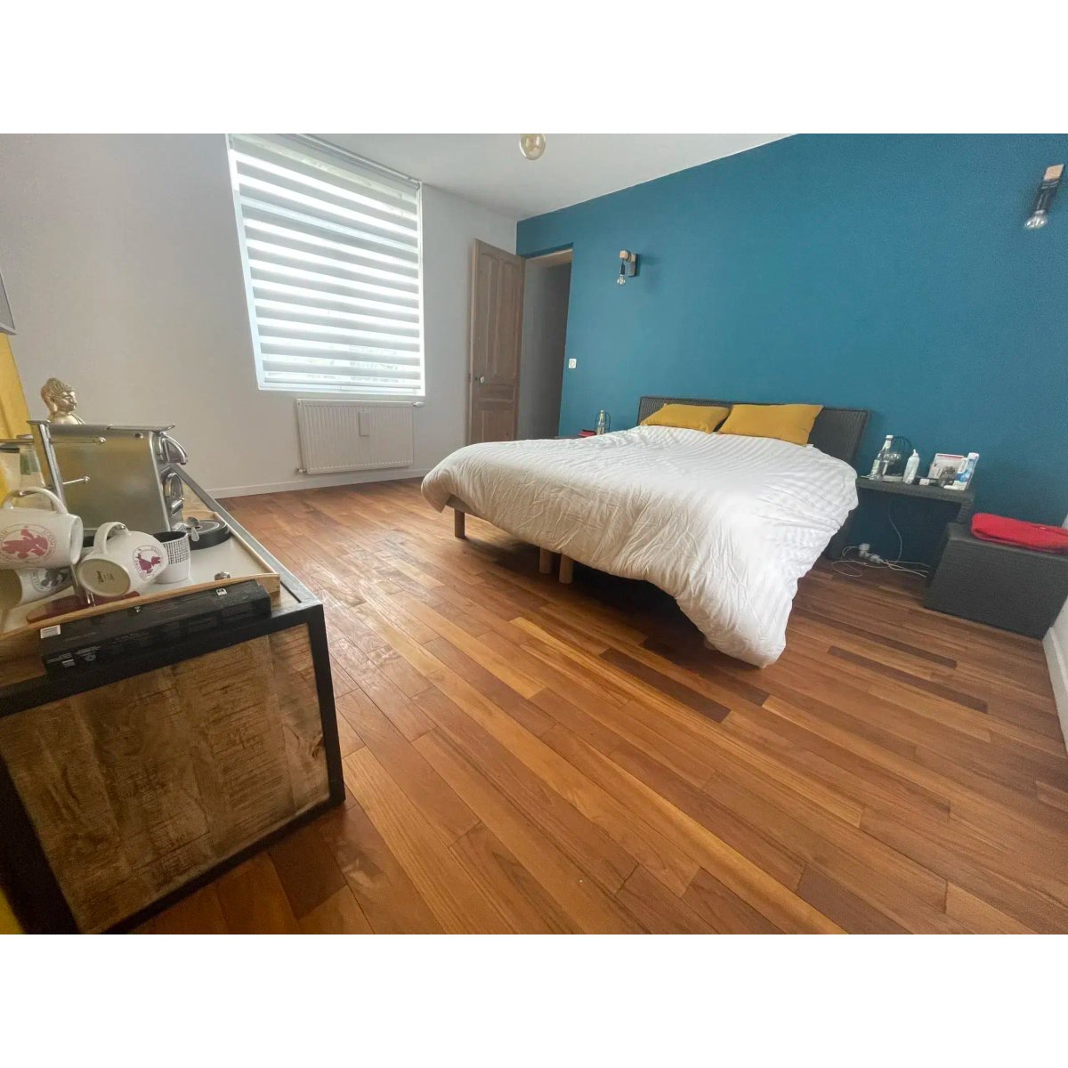 Parquet massif teck verni - Larg. 9 cm