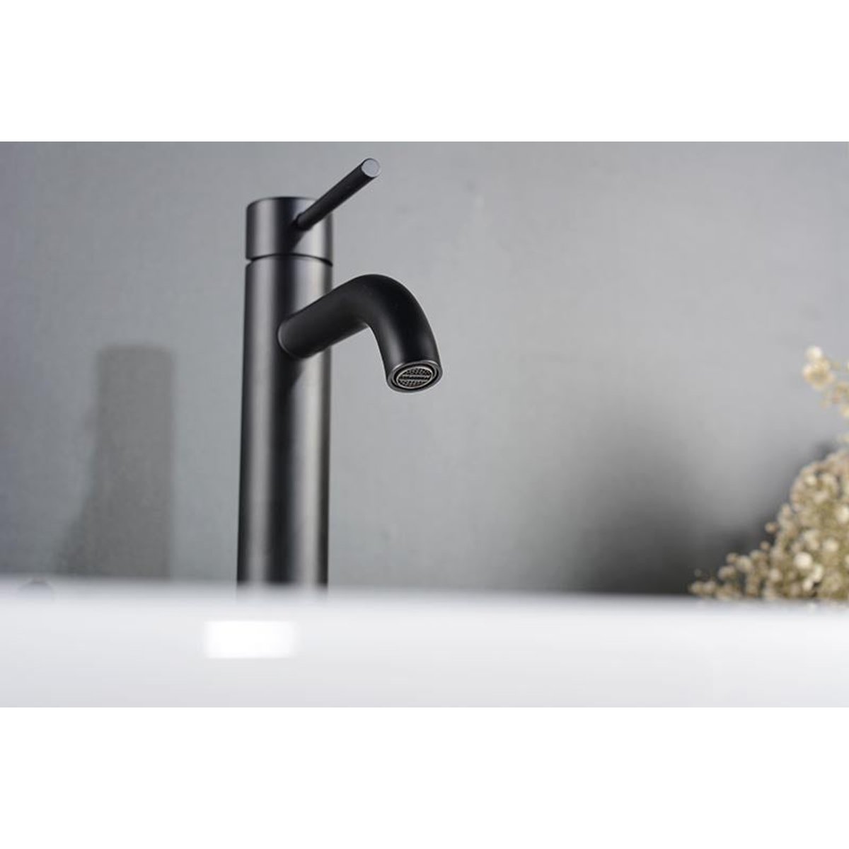 Mitigeur de salle de bain noir mate